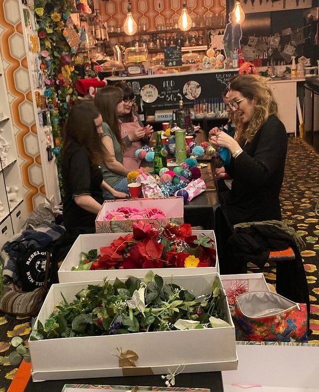 Kitsch Christmas Wreath Workshop