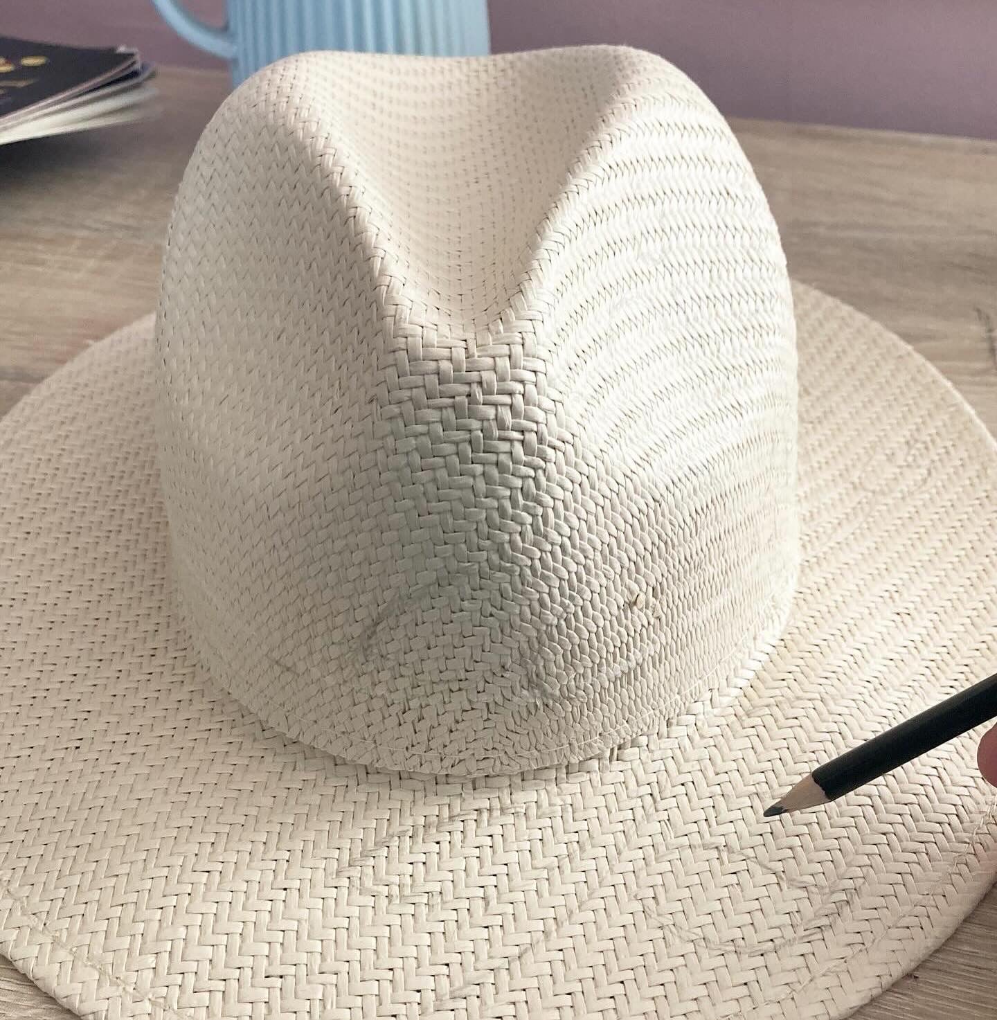 Hat painting, craft workshop