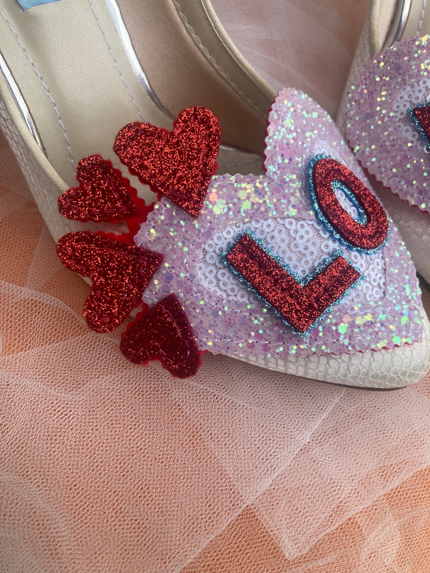 Love heart shoe clips