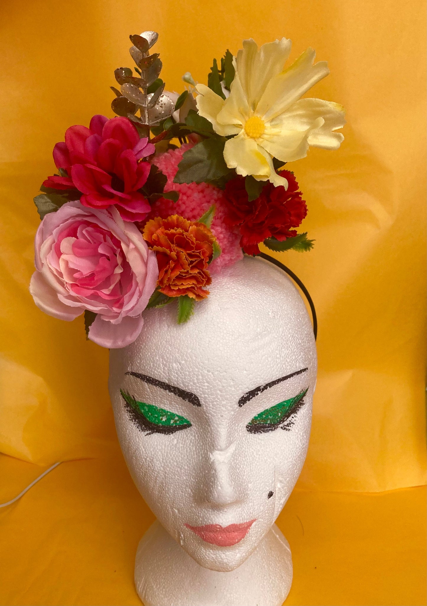 Flower Pom Pom festival, Pride, Hen hairband Workshop