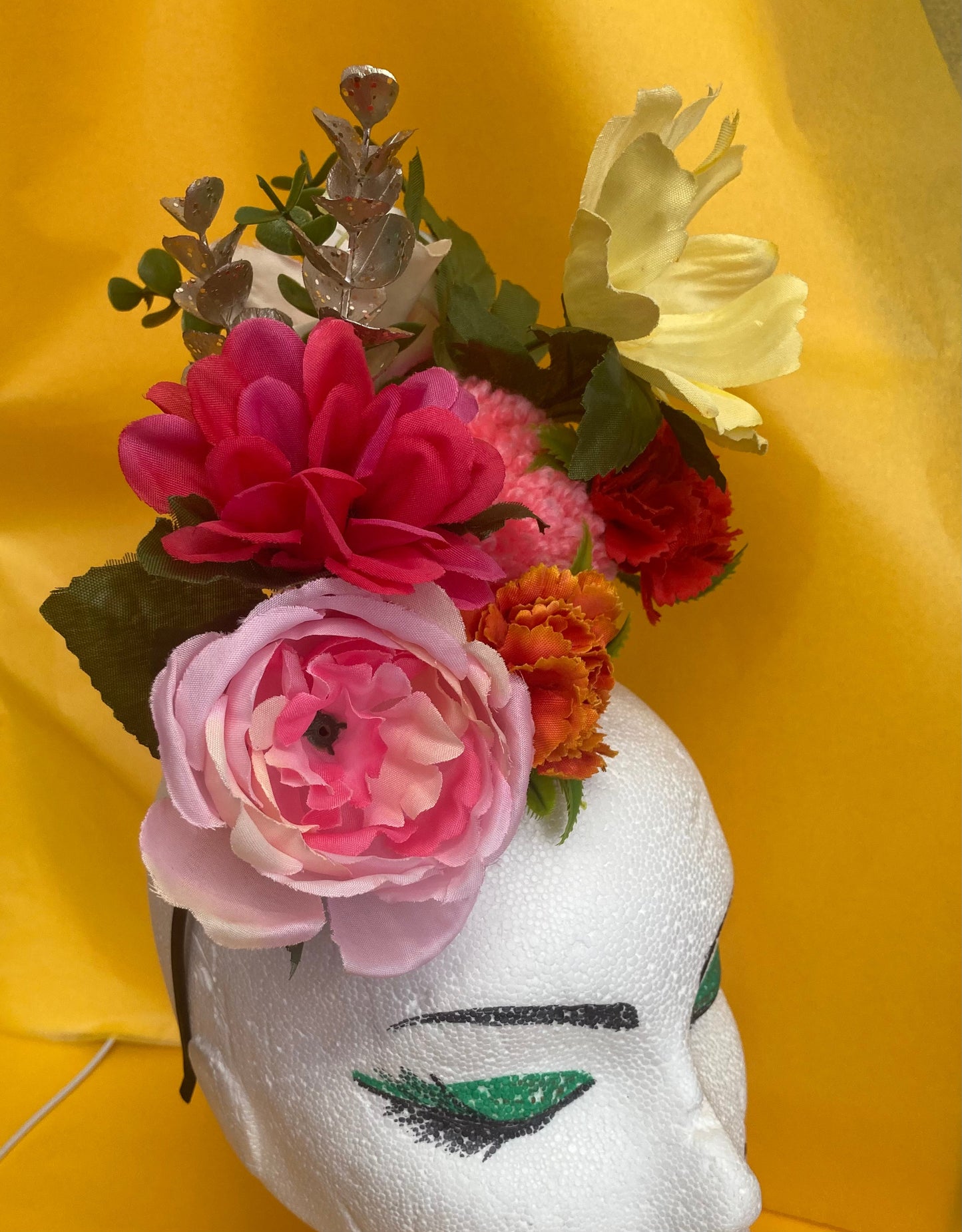 Flower Pom Pom festival, Pride, Hen hairband Workshop