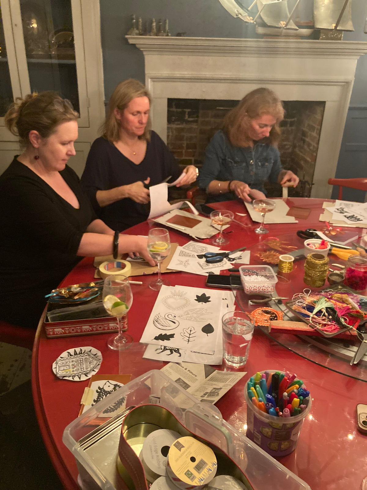 Christmas Embossed Mexican hojalata tin decoration workshops