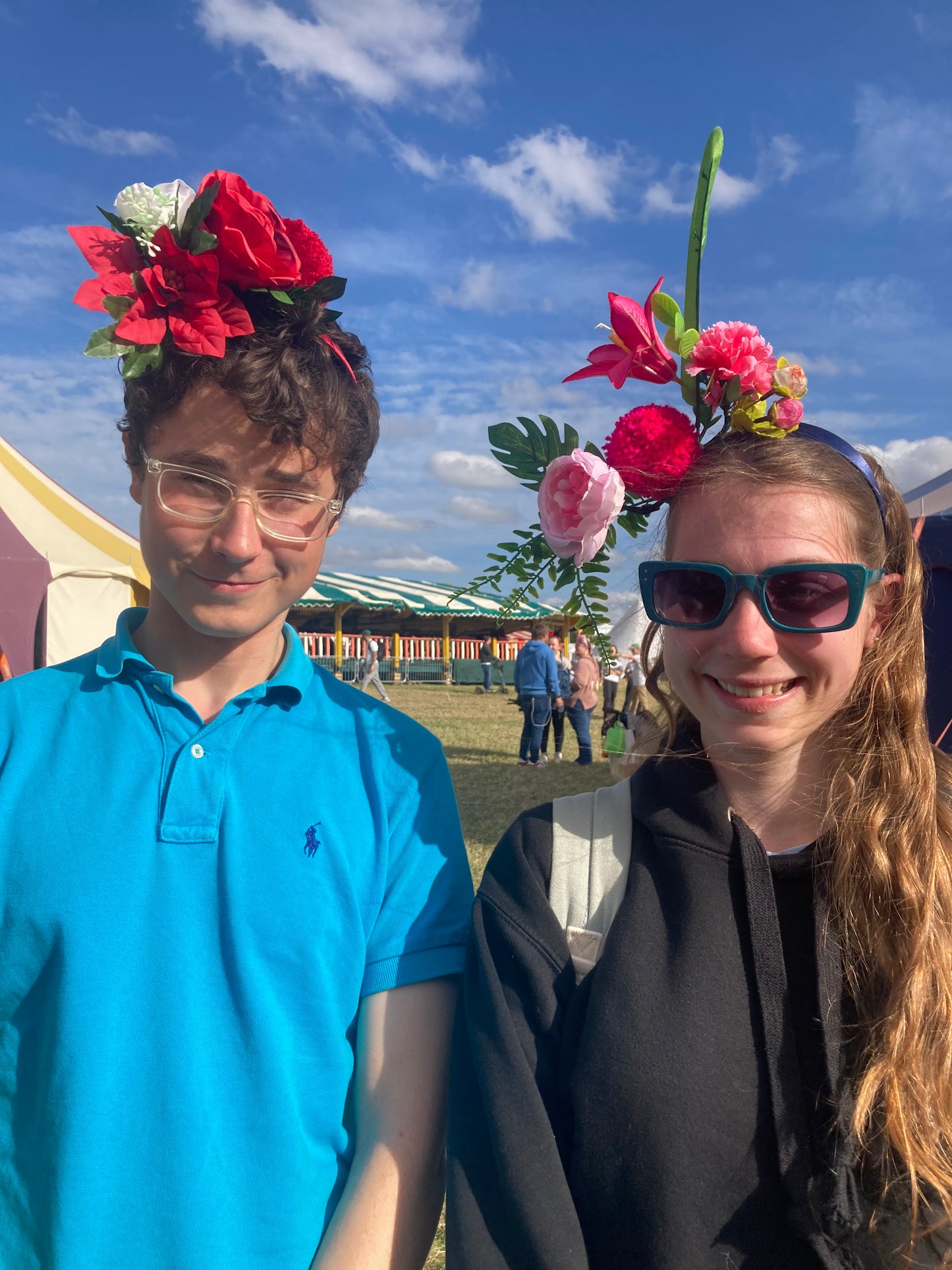 Christmas Flower Pom Pom festival, Pride, Hen hairband Workshop