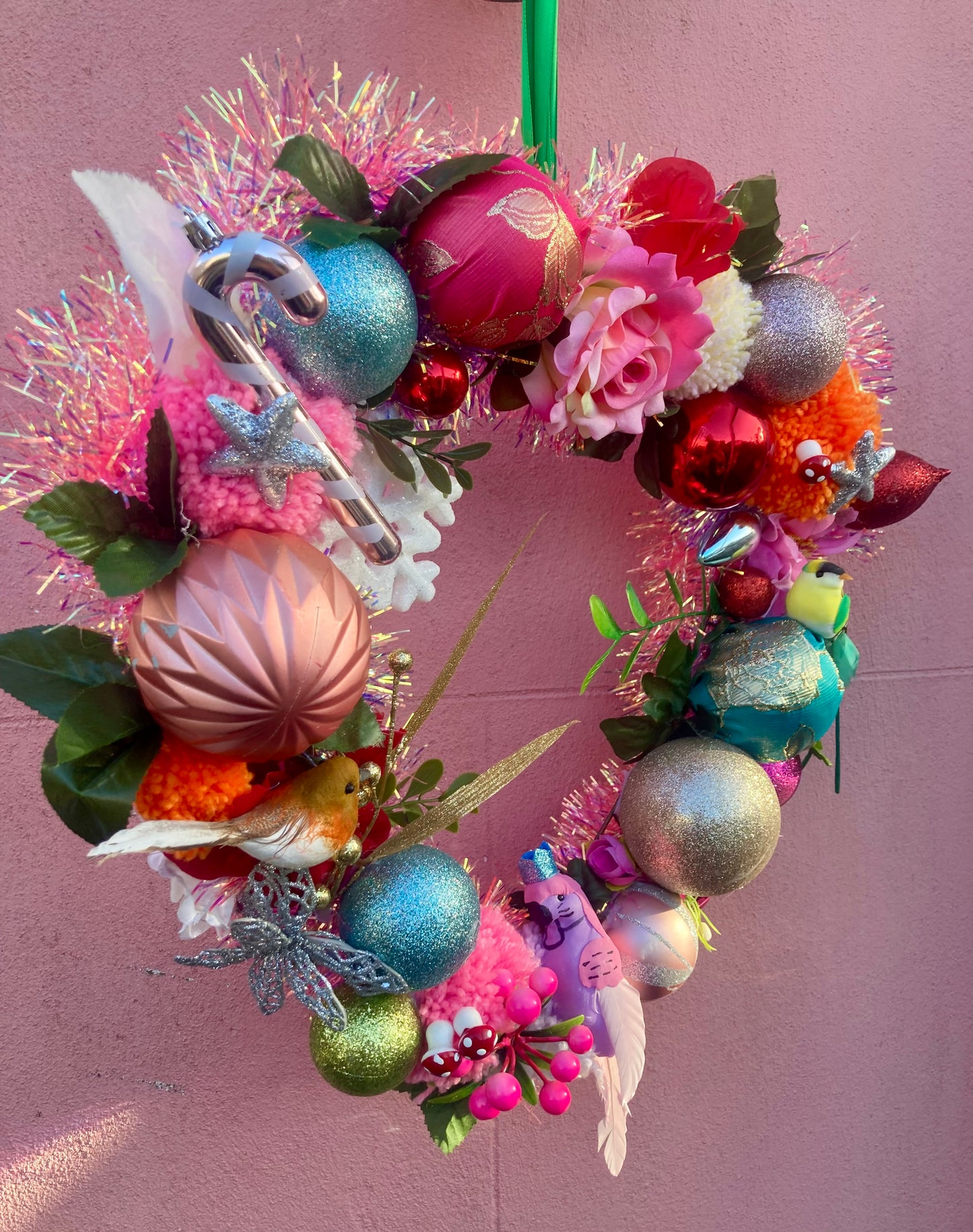 Ready made Kitsch Christmas Wreaths