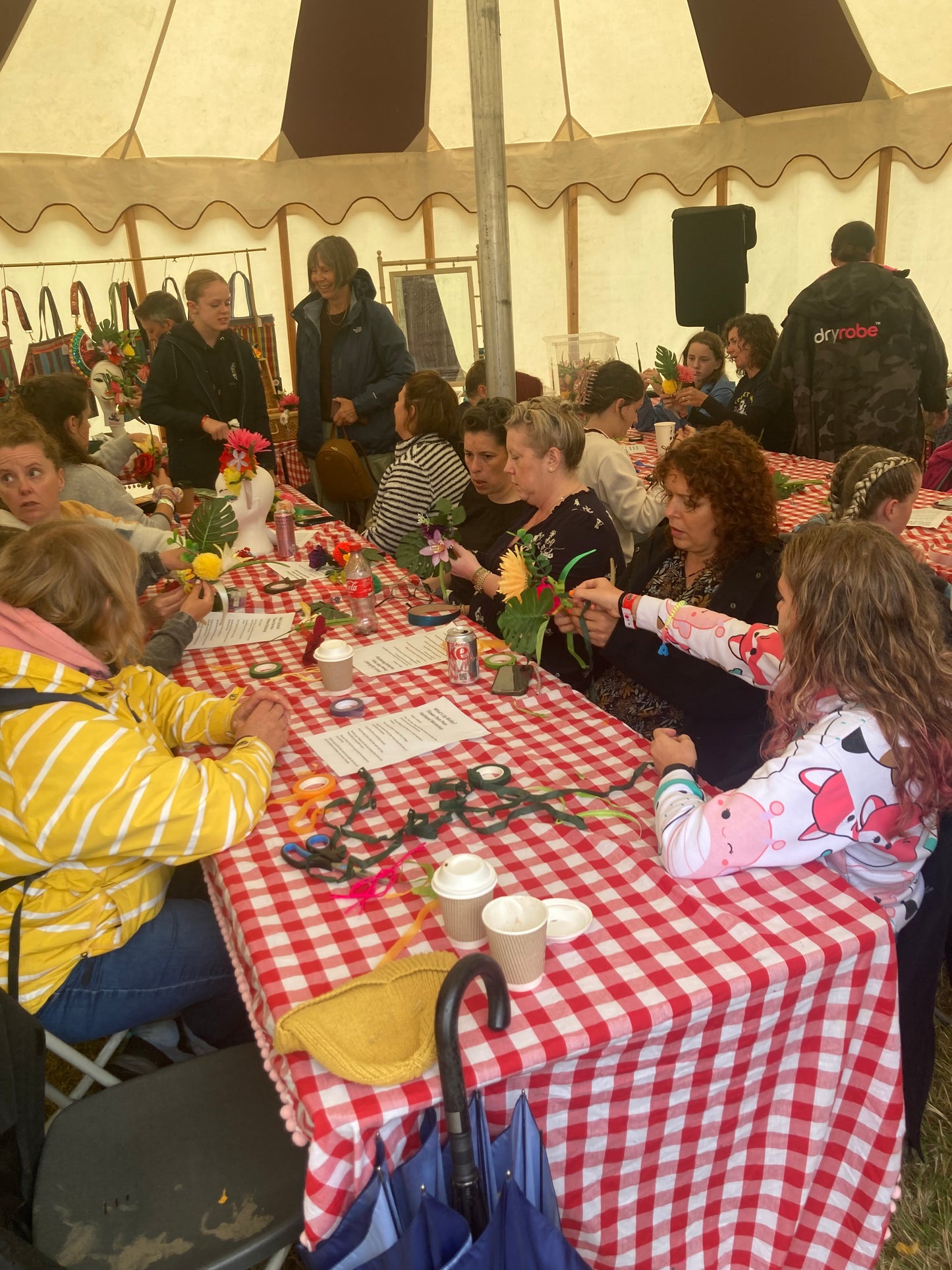 Christmas Flower Pom Pom festival, Pride, Hen hairband Workshop