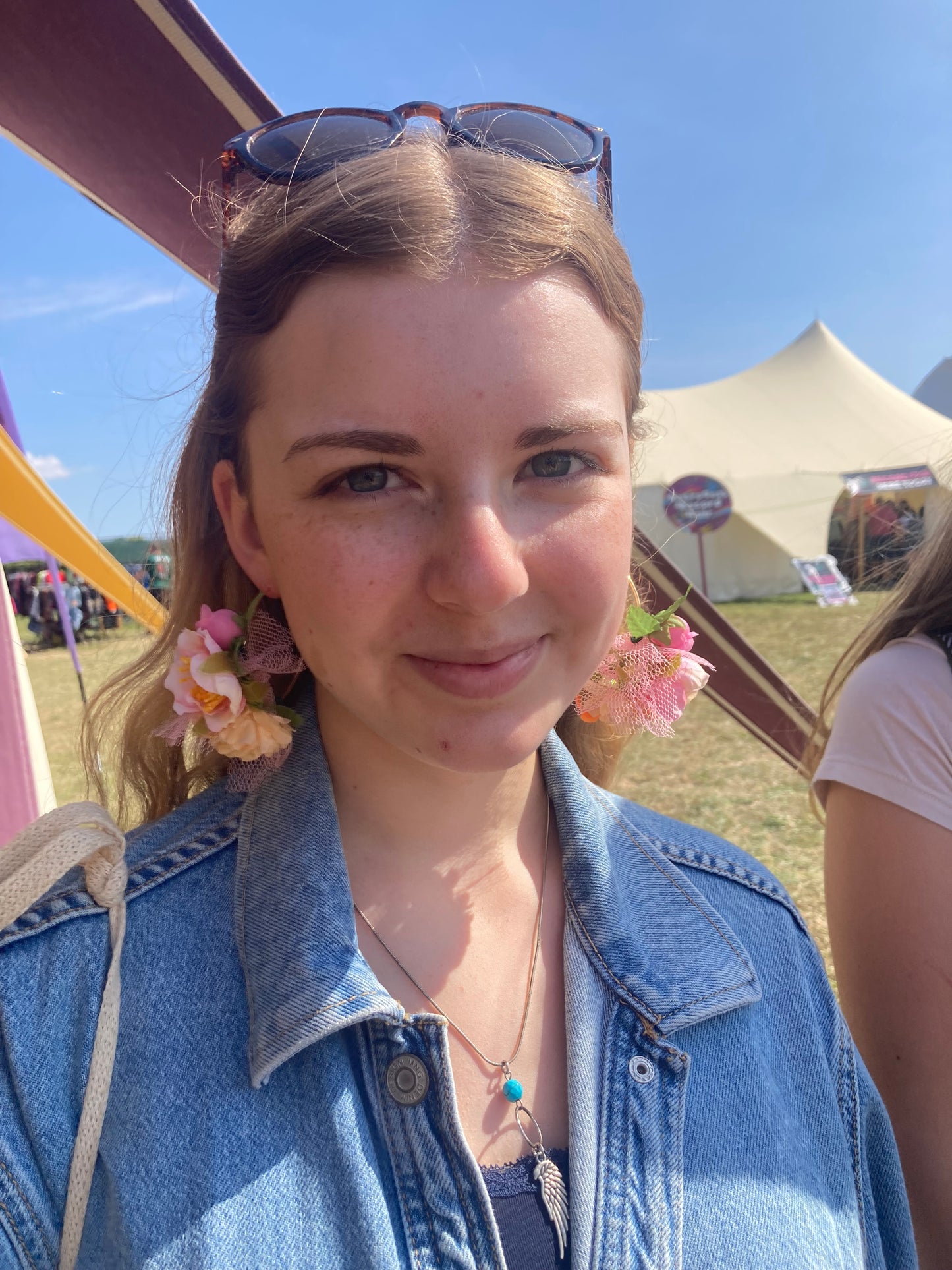 Hen creative parties - flower earrings