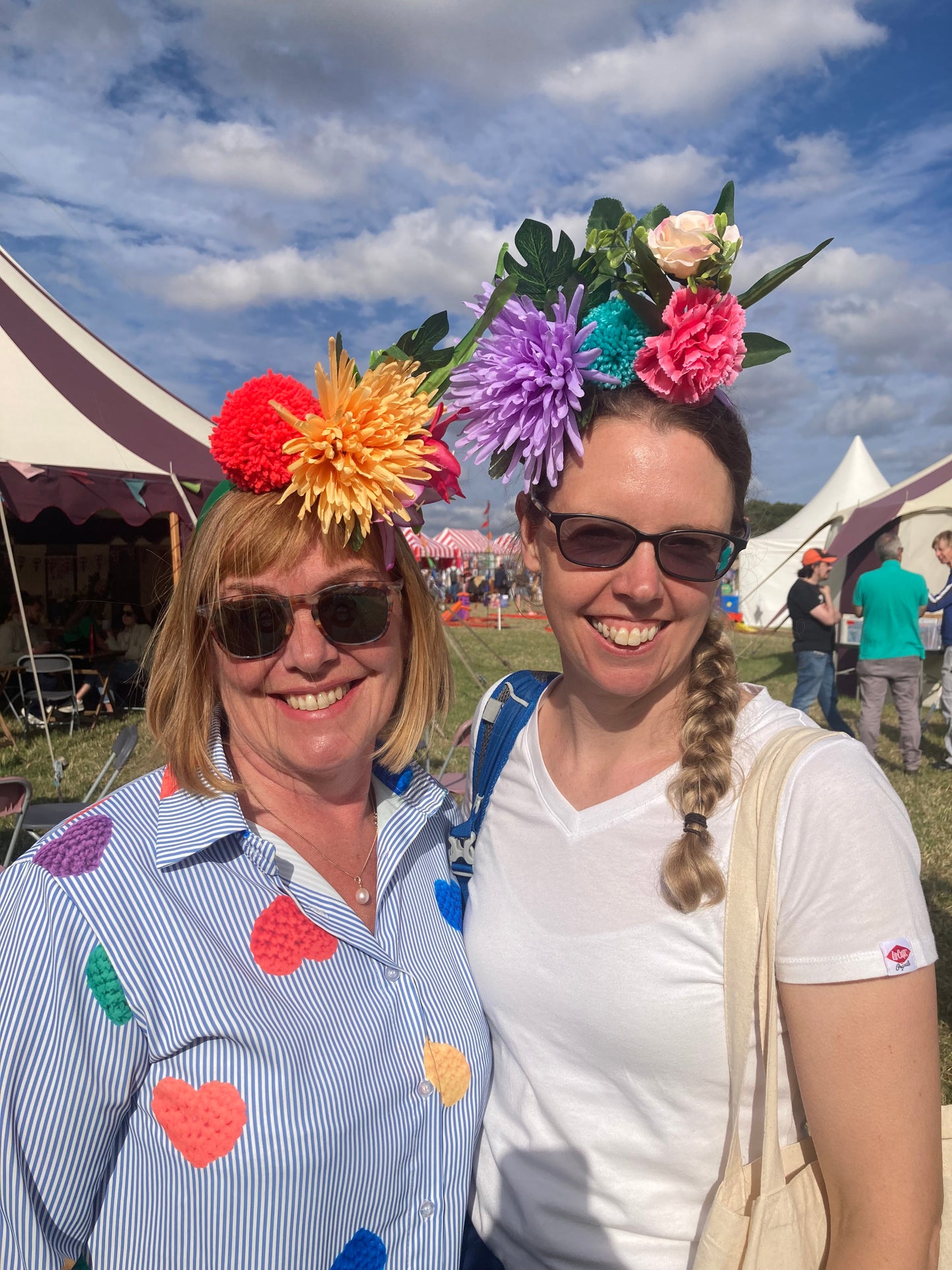 Christmas Flower Pom Pom festival, Pride, Hen hairband Workshop