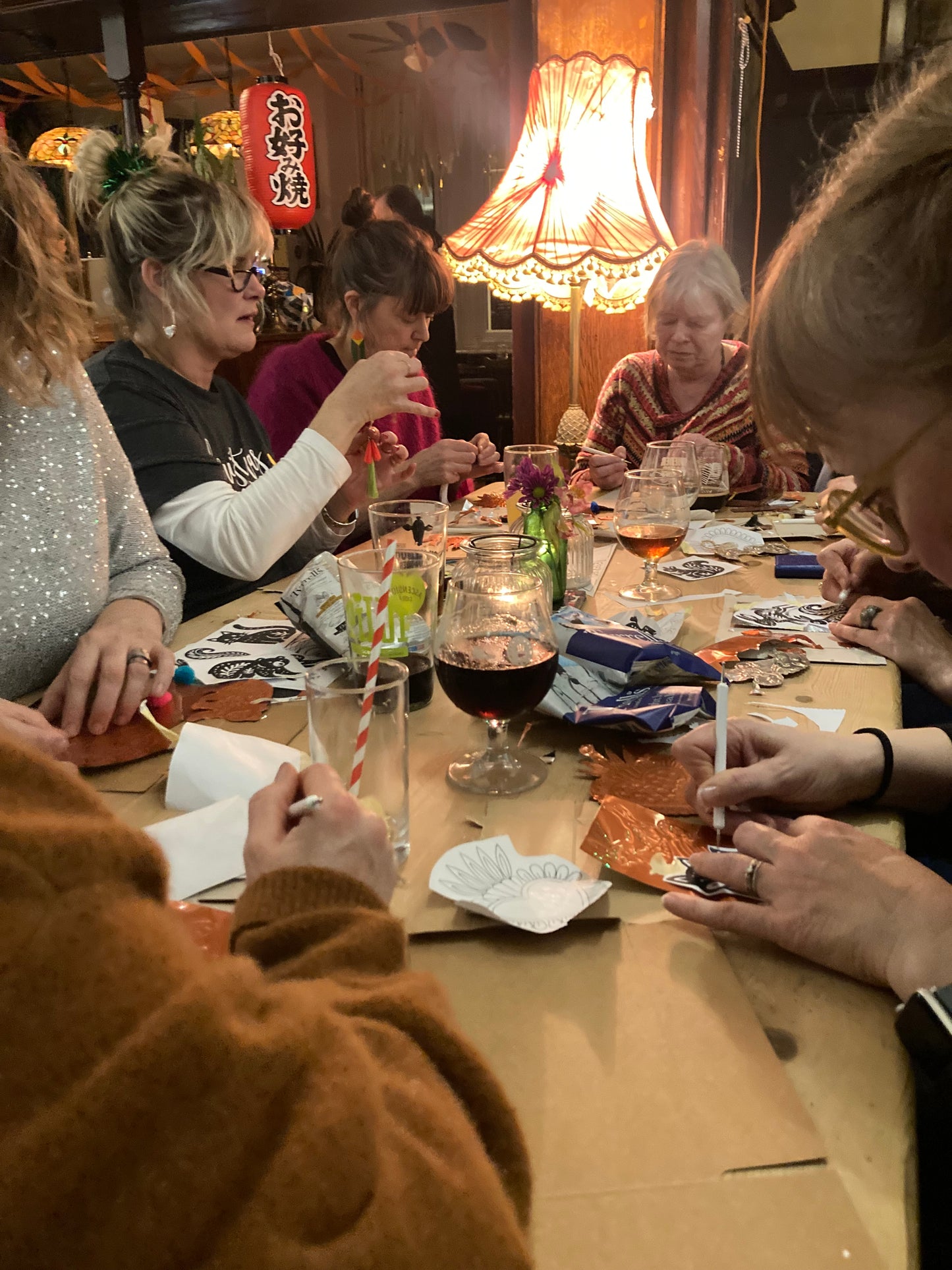 Galentines tin Decoration workshop