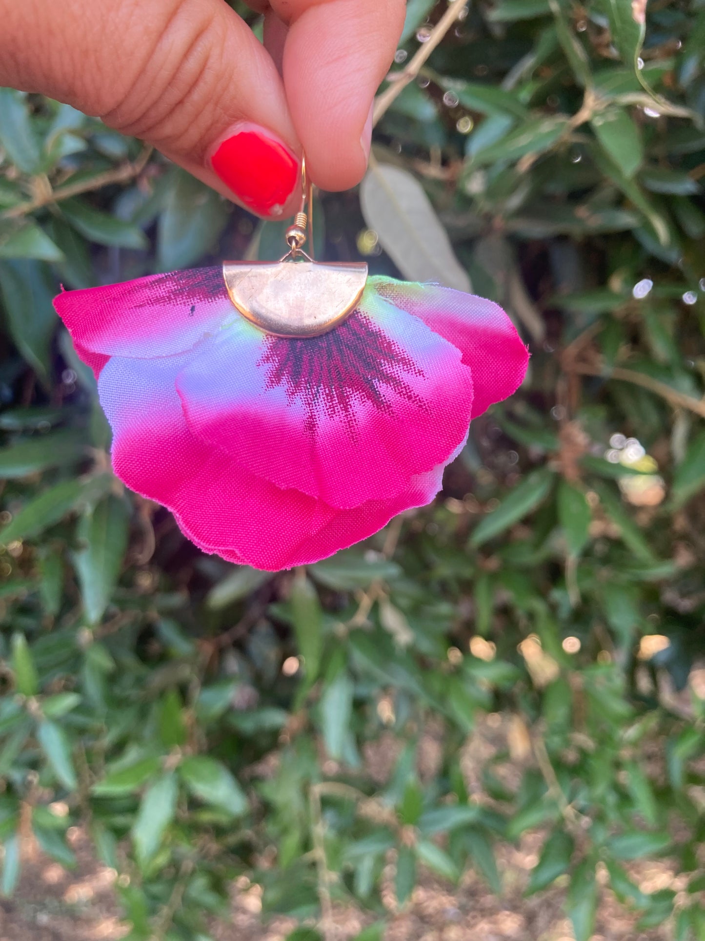 Hen creative parties - flower earrings