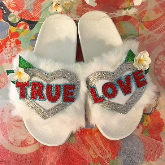 Wedding White faux fur customised sliders.